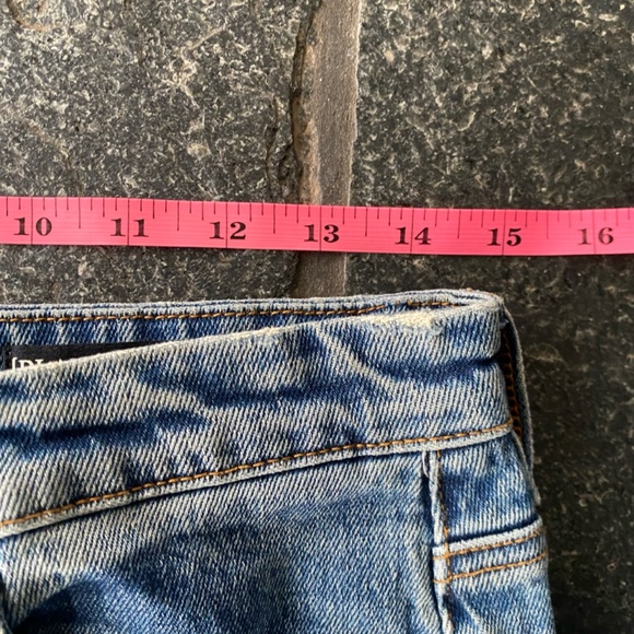 Blank NYC The Madison Crop High-Rise Light Wash Jean Women's Size 29 - Picture 5 of 11